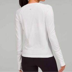 NWT Lululemon Swiftly Tech Long Sleeve Shirt 2.0 *Race Length
White / White